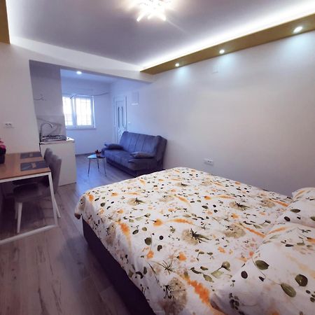 Cozy Apartment Close To Dubrovnik نيوم المظهر الخارجي الصورة